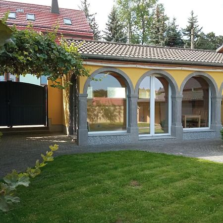 Haus Toskana, Kleines Ferienhaus Im Toskanagarten Bad Sulza Extérieur photo