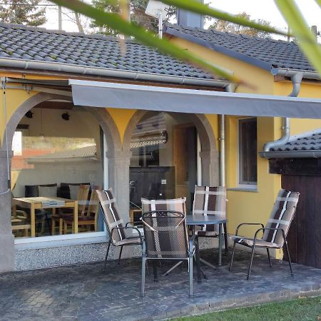 Haus Toskana, Kleines Ferienhaus Im Toskanagarten Bad Sulza Extérieur photo